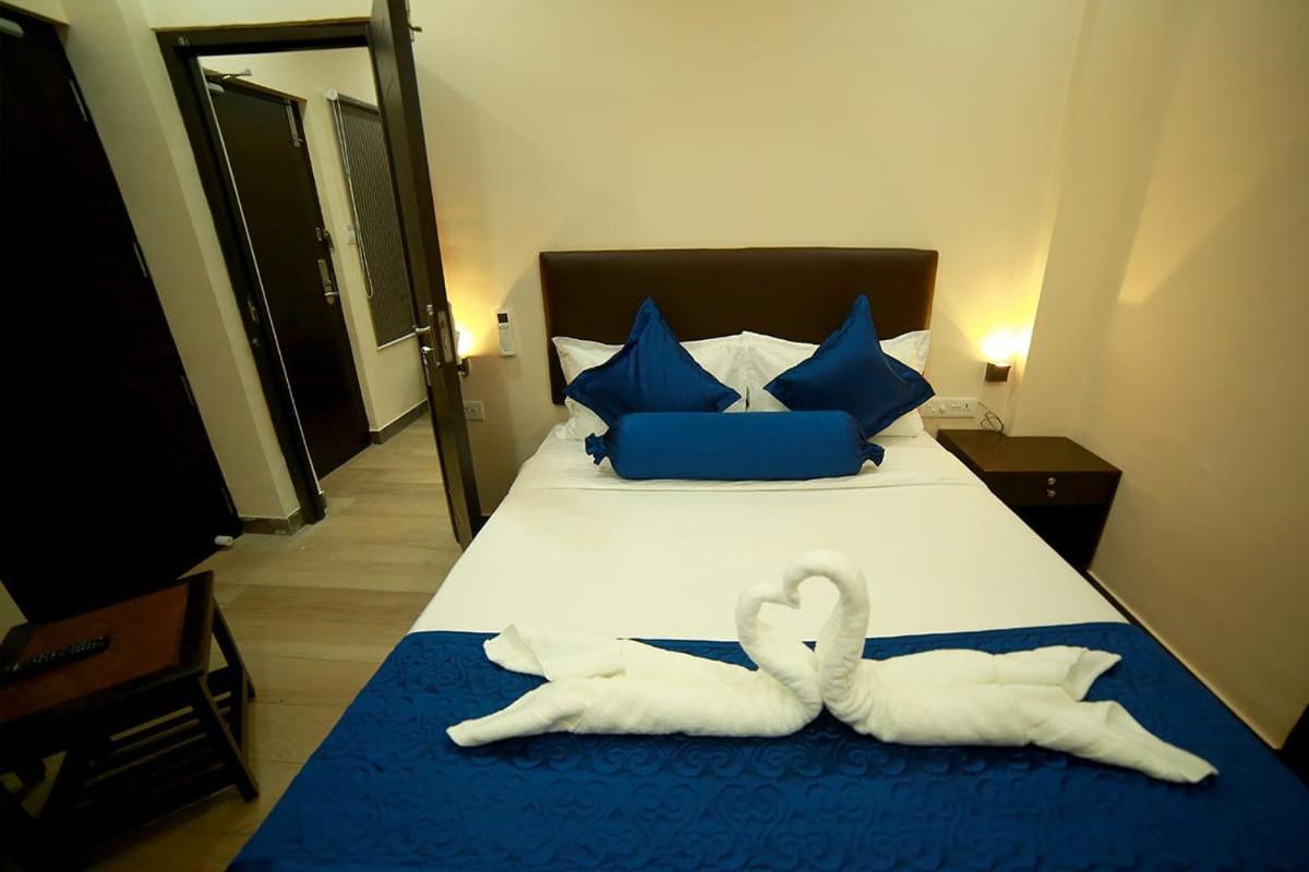 Sapphire Inn Pondichéry Extérieur photo