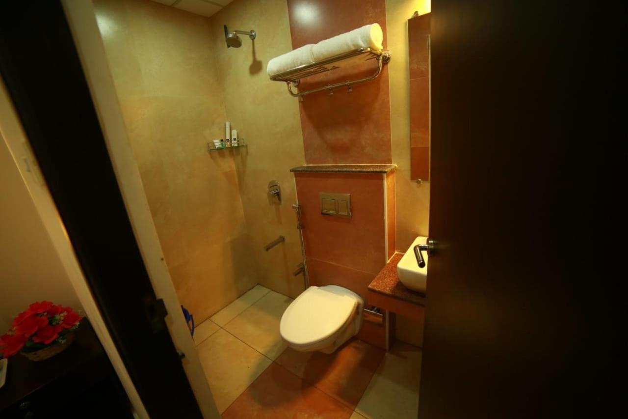 Sapphire Inn Pondichéry Extérieur photo