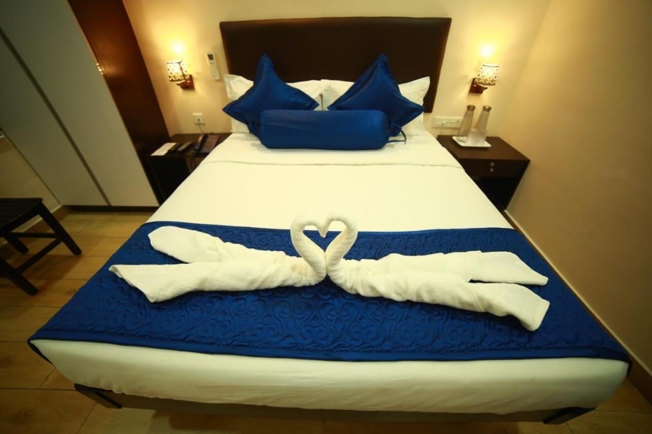 Sapphire Inn Pondichéry Extérieur photo