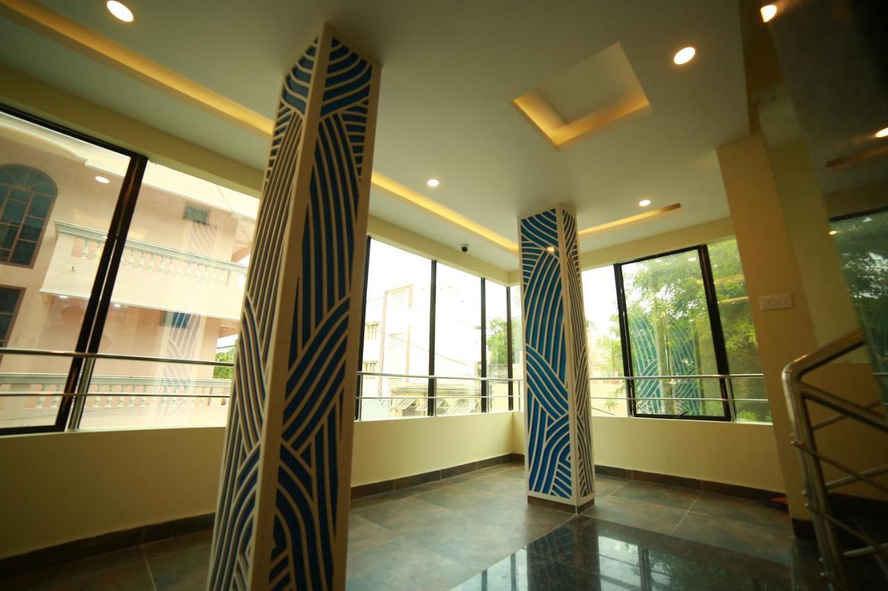 Sapphire Inn Pondichéry Extérieur photo