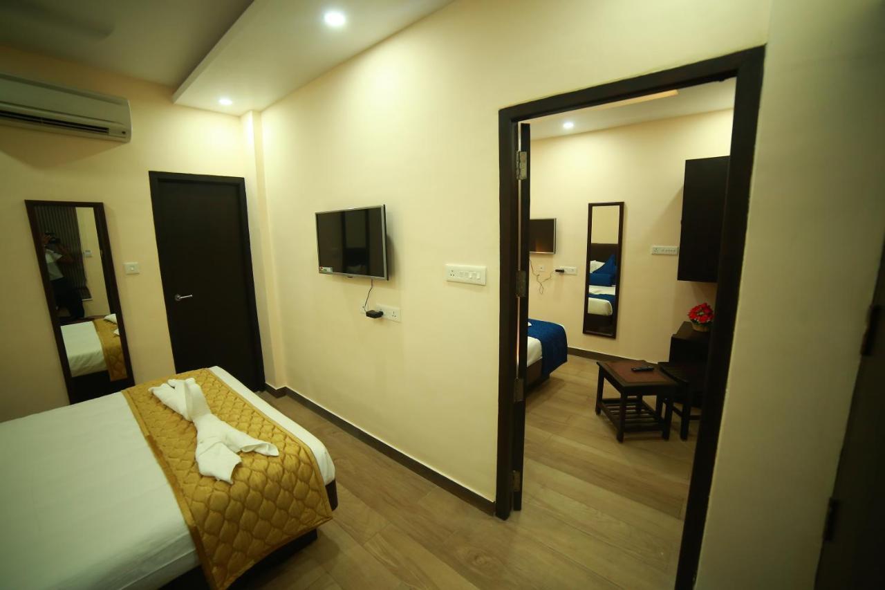 Sapphire Inn Pondichéry Extérieur photo